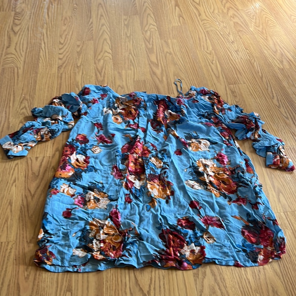 Medium blue blouse